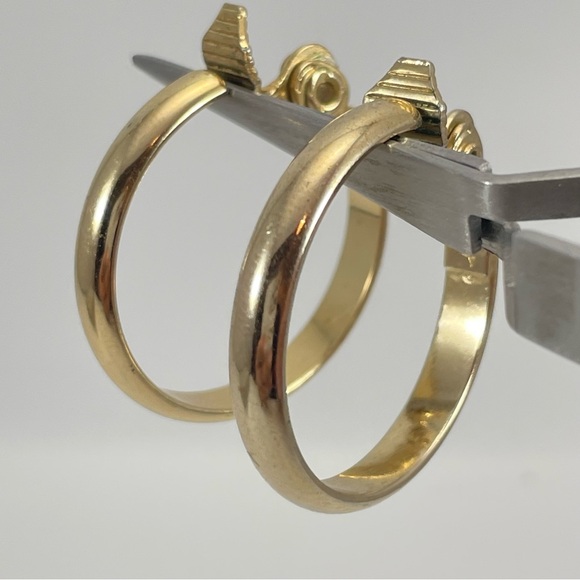 Monet Jewelry - Monet Vintage Gold Tone Clip On Hoop Earring Classic Timeless Fashion Casual